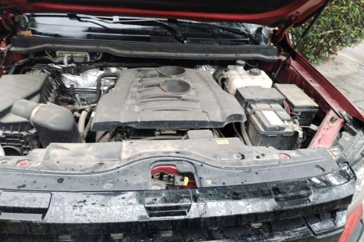 Used JMC DaDao  Engine Bay