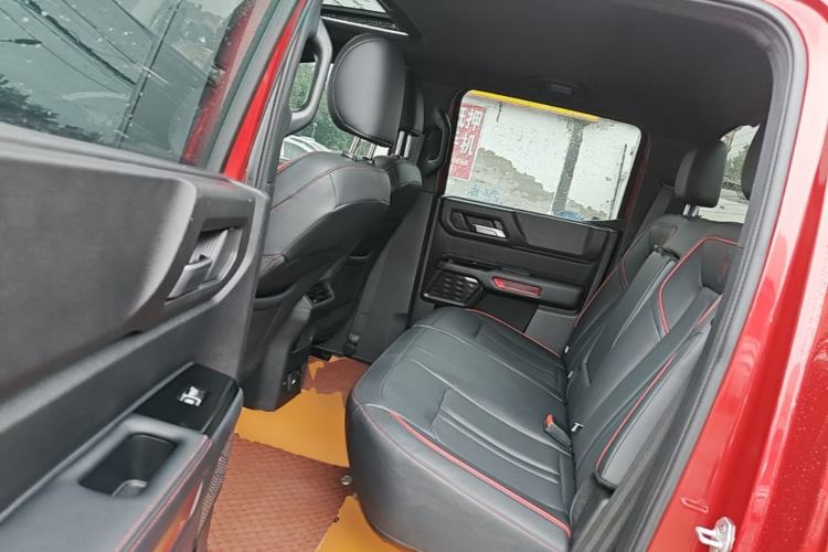 Used JMC DaDao 2023 Fly King 2.3T Gasoline Automatic 4x4 Extreme Edition Left Rear Seat