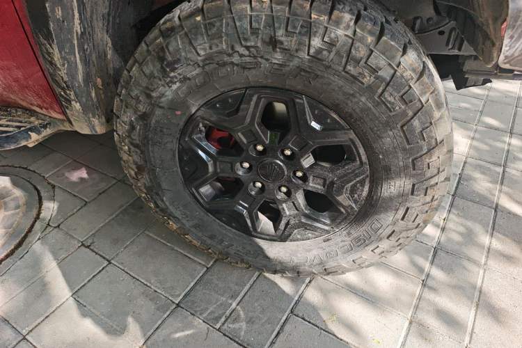 Used JMC DaDao  Right Front Wheel Hub