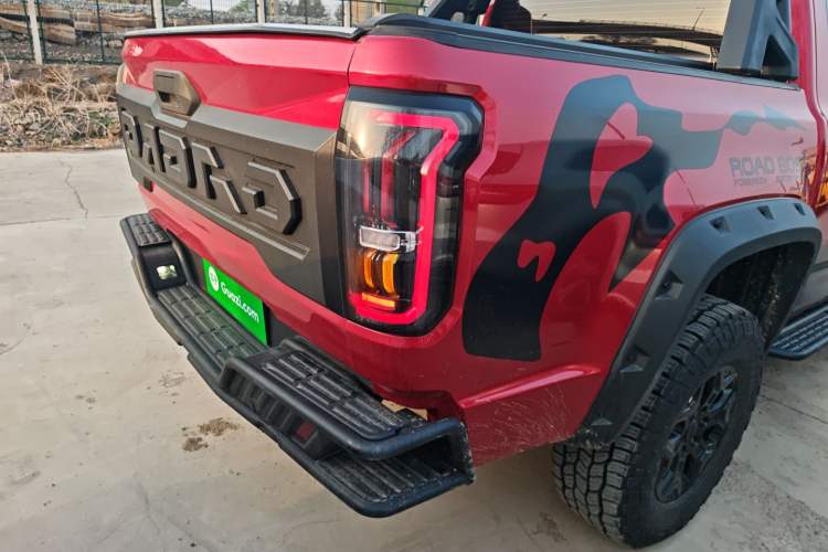 Used JMC DaDao 2023 Fly-Jiang 2.3T Gasoline Automatic 4x4 Boundaryless Model Right Rear Taillight