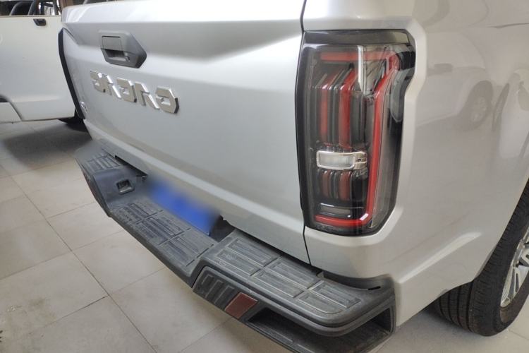 Used JMC DaDao 2023 Chasing Light 2.3T Diesel Automatic 4x4 Standard-Wheel Enjoyment Model Exterior 4