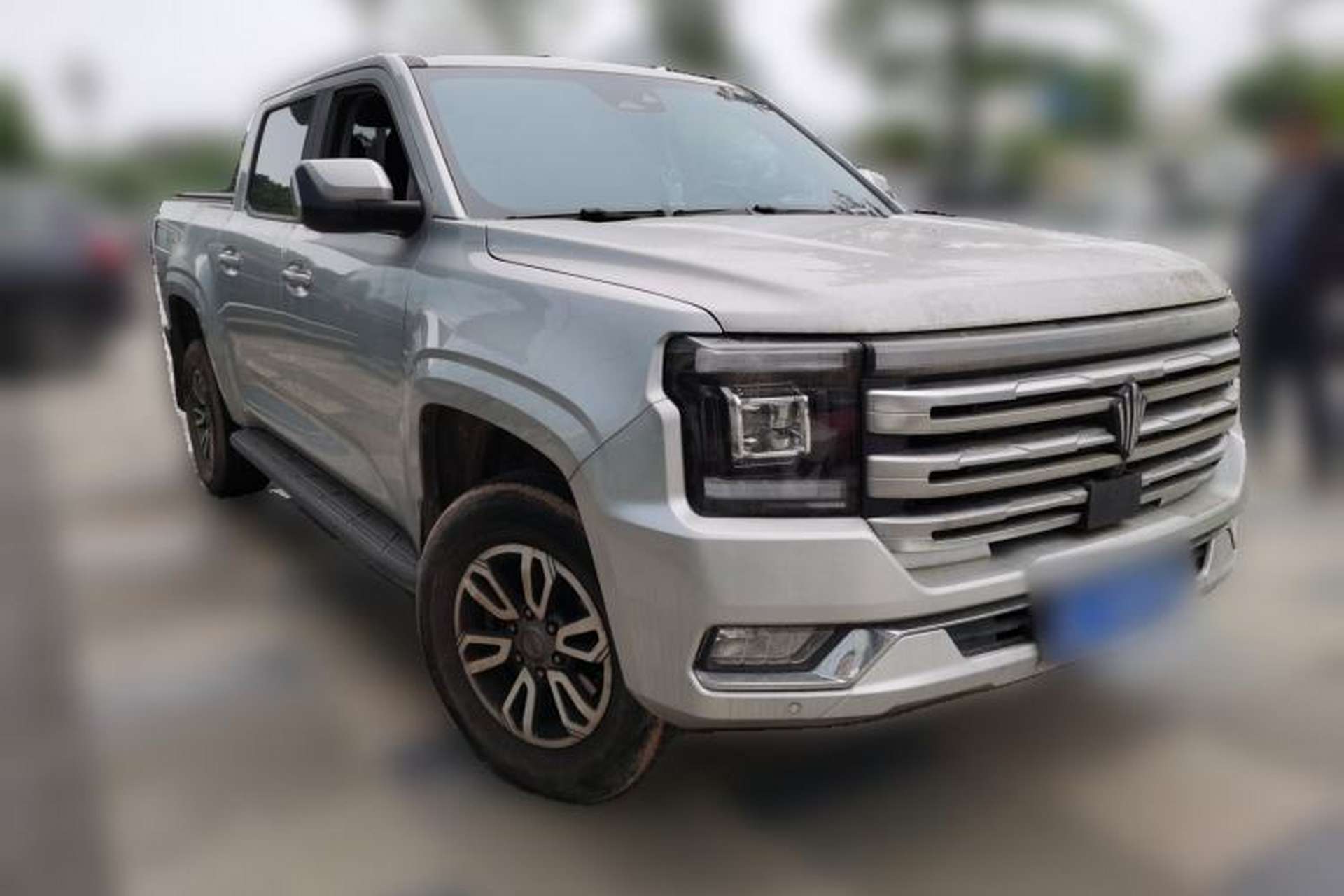 Used JMC DaDao 2023 Chasing Light 2.3T Gasoline Automatic 4x4 Standard-Wheel Enjoyment Model Front Right 45 Deg