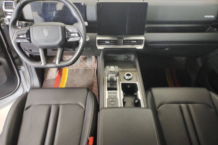 Used JMC DaDao 2023 Chasing Light 2.3T Diesel Automatic 4x4 Standard-Wheel Enjoyment Model Interior 3