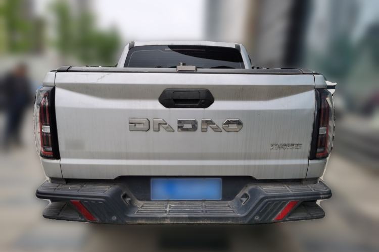 Used JMC DaDao 2023 Chasing Light 2.3T Gasoline Automatic 4x4 Standard-Wheel Enjoyment Model Rear