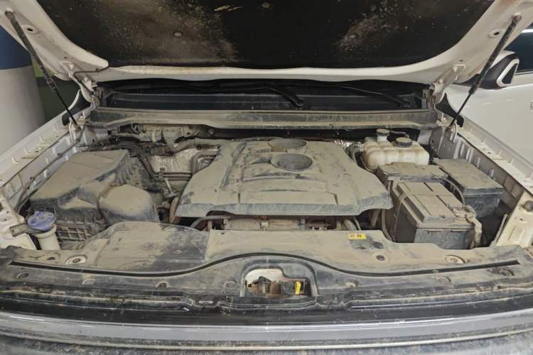 Used JMC DaDao 2023 GAC Trumpchi Greiz 2.3T Gasoline Automatic 4x4 Standard Wheelbase Luxury Edition Engine Bay