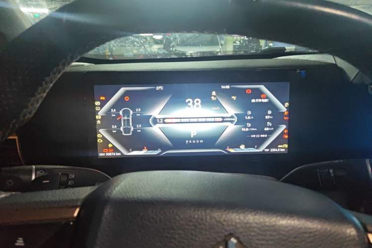 Used JMC DaDao 2023 GAC Trumpchi Greiz 2.3T Gasoline Automatic 4x4 Standard Wheelbase Luxury Edition Instrument Cluster