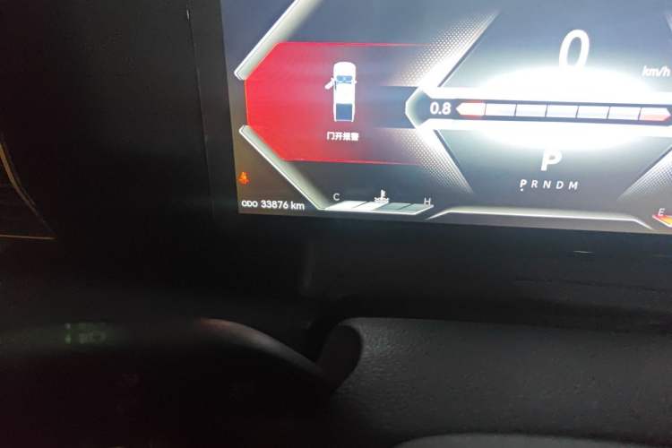 Used JMC DaDao 2023 GAC Trumpchi Greiz 2.3T Gasoline Automatic 4x4 Standard Wheelbase Luxury Edition Odometer Close Up