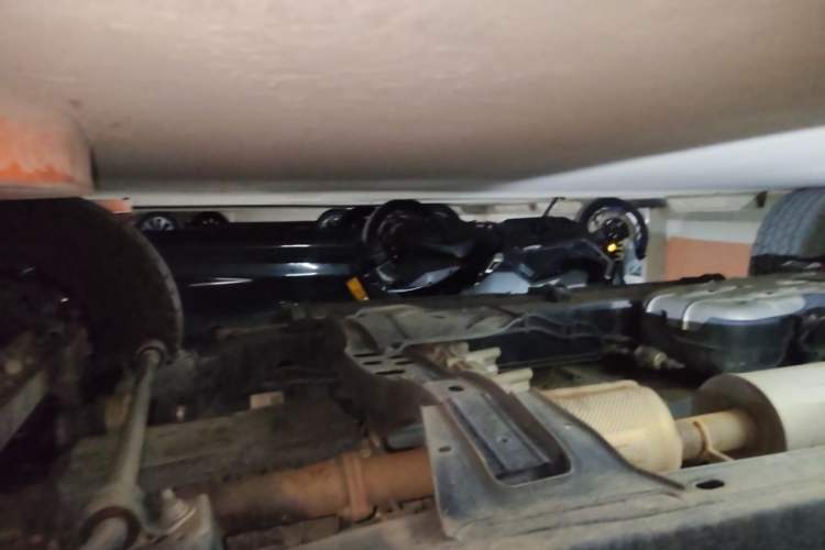 Used JMC DaDao 2024 Explorer 2.3T Gasoline Automatic 4x4 Extreme Edition Chassis Front Right
