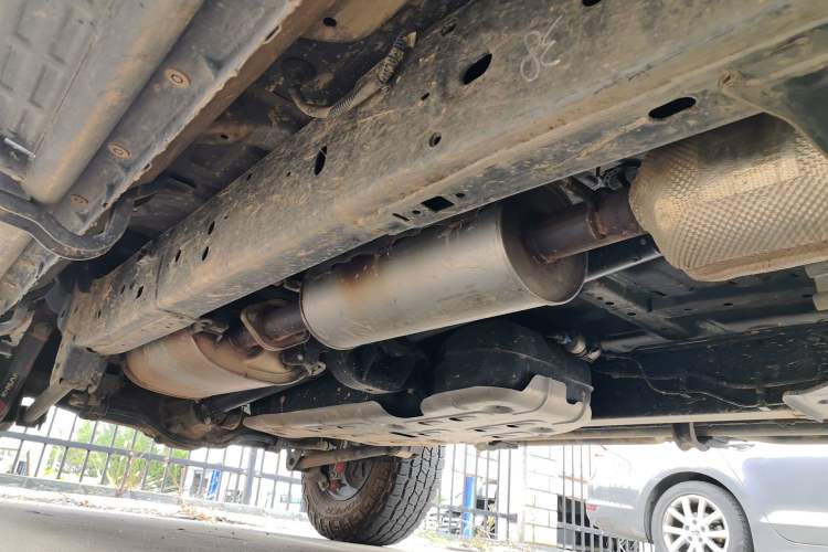 Used JMC DaDao 2024 Explorer 2.3T Gasoline Automatic 4x4 Extreme Edition Chassis Front Right