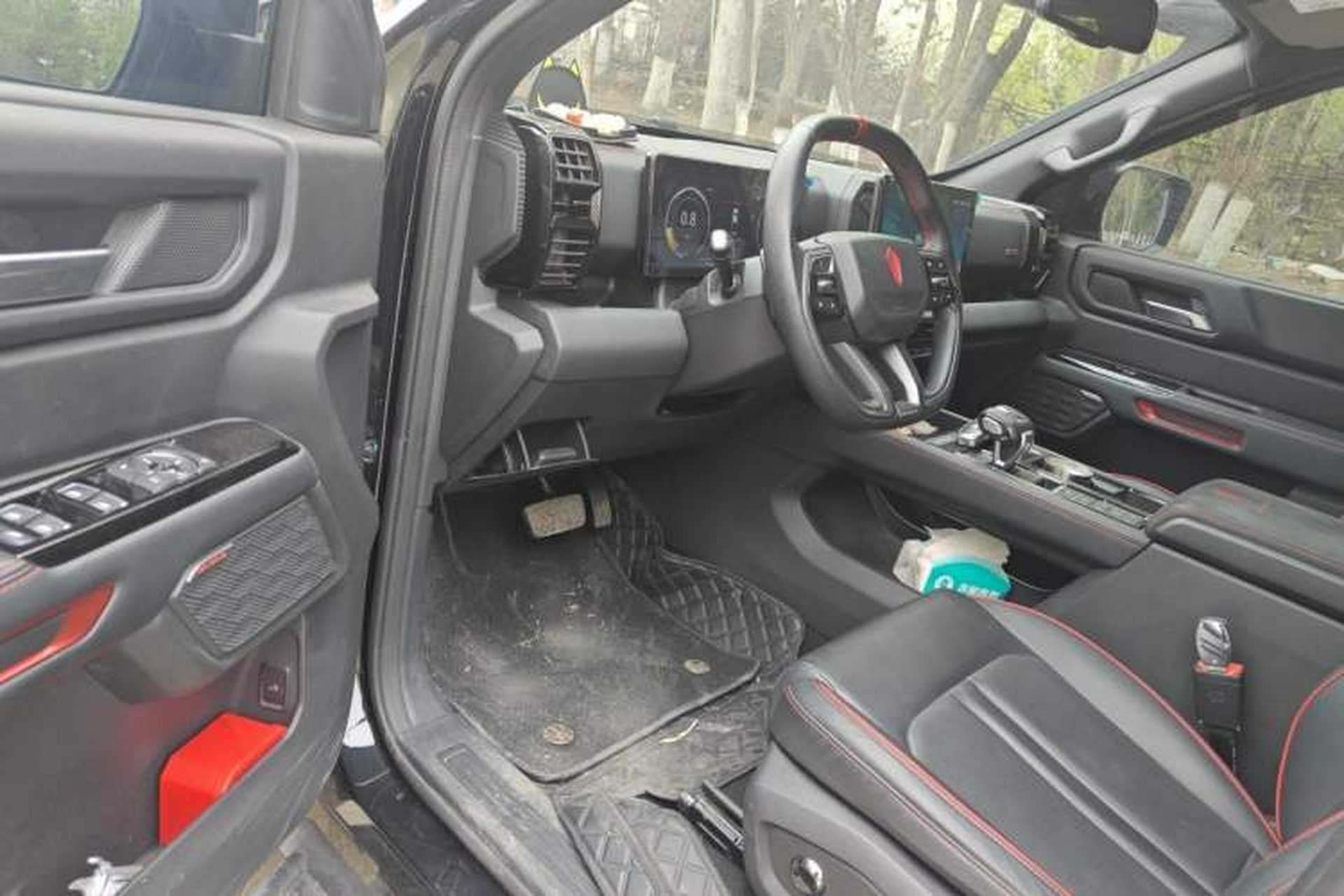Used JMC DaDao 2024 Gantaner 2.3T Diesel Automatic 4x4 Boundless Edition Driver Seat