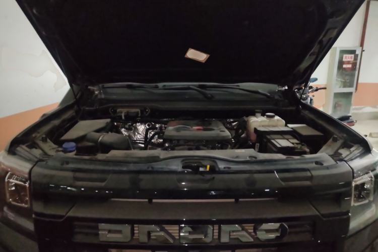 Used JMC DaDao 2024 Explorer 2.3T Gasoline Automatic 4x4 Extreme Edition Engine Bay