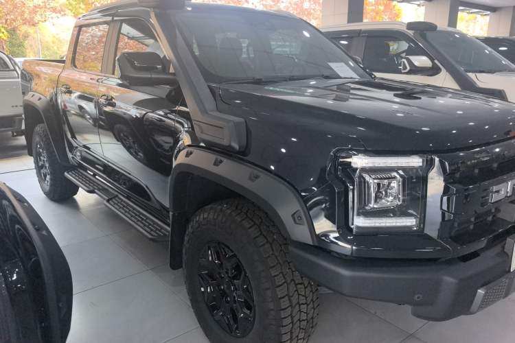 Used JMC DaDao 2024 Gantaner 2.3T Diesel Automatic 4x4 Boundless Edition Exterior 2
