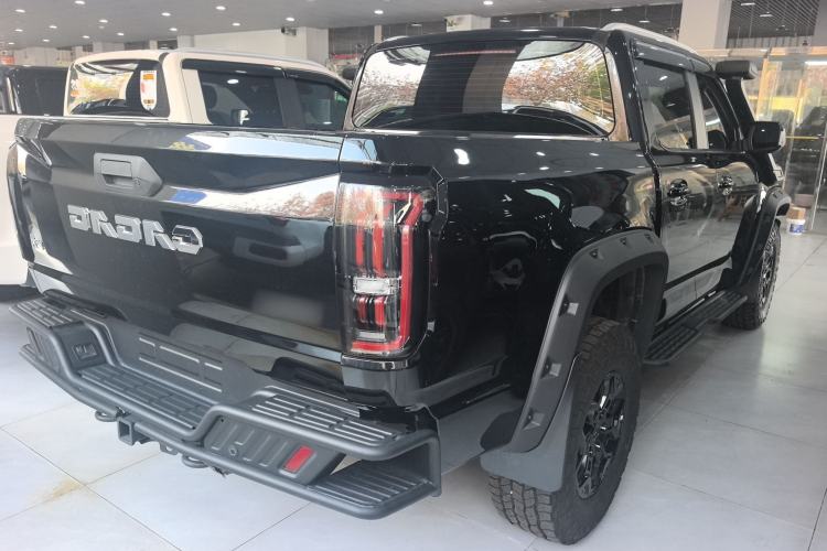 Used JMC DaDao 2024 Gantaner 2.3T Diesel Automatic 4x4 Boundless Edition Exterior 3