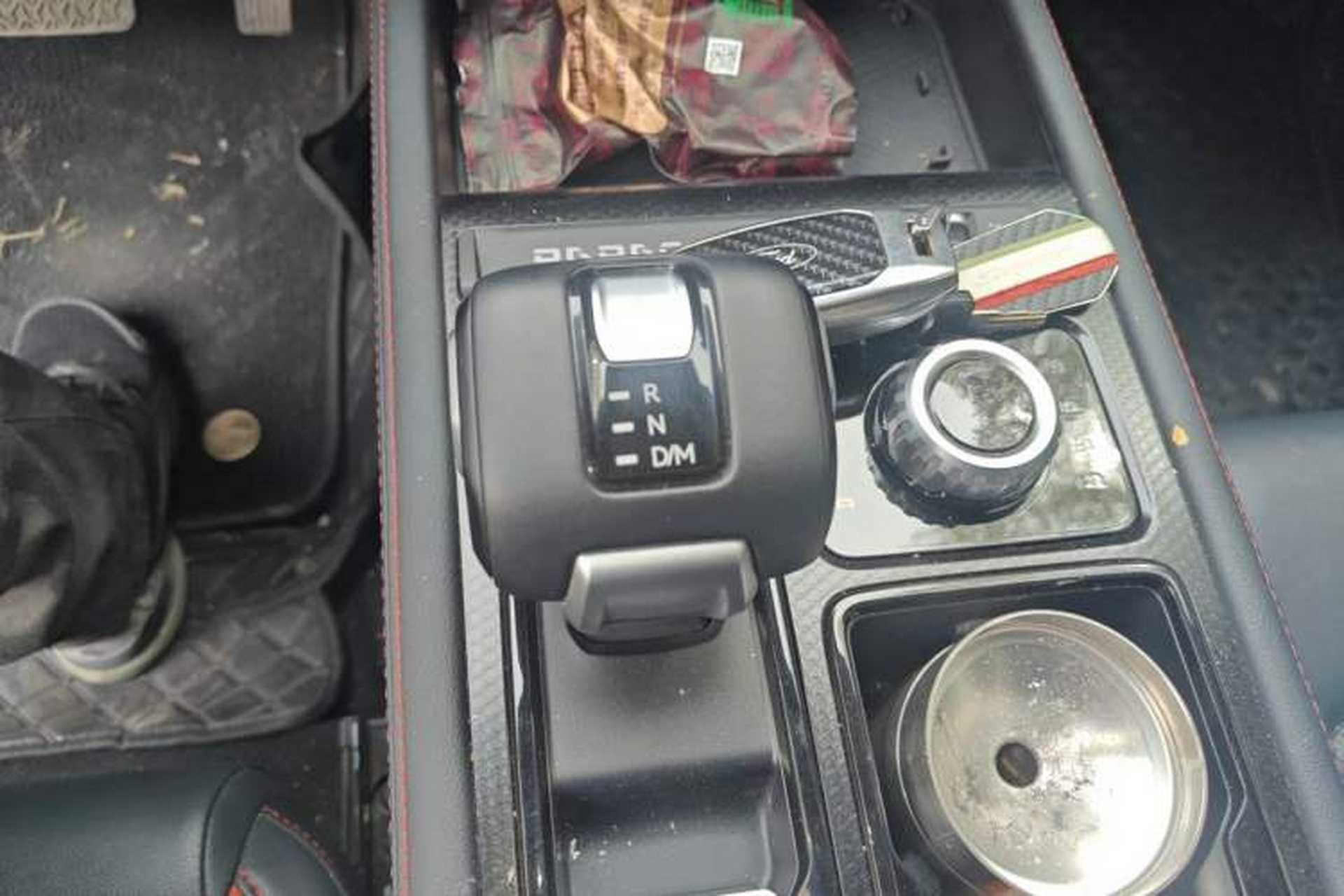 Used JMC DaDao 2024 Gantaner 2.3T Diesel Automatic 4x4 Boundless Edition Gear Lever