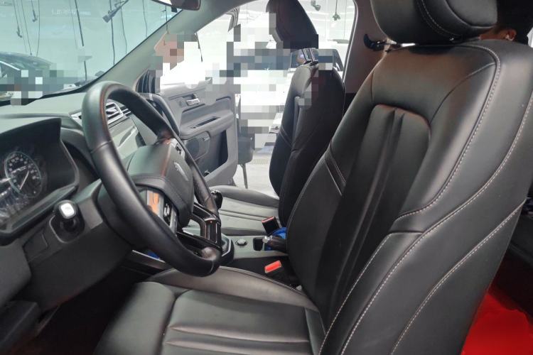 Used JMC DaDao 2024 Mountain Edition 2.3T Diesel Manual 4x4 Standard Wheelbase Comfort Model Left Front Seat