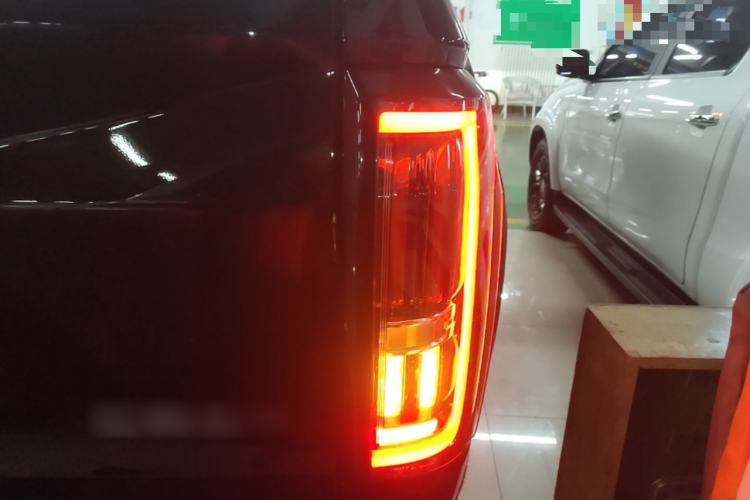 Used JMC DaDao 2024 Explorer 2.3T Diesel Automatic 4x4 Extreme Edition Right Rear Taillight