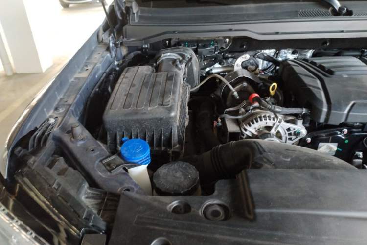 Used JMC DaDao 2024 Mountain Edition 2.3T Diesel Automatic 4x4 Standard Wheelbase Comfort Version Engine Bay Right