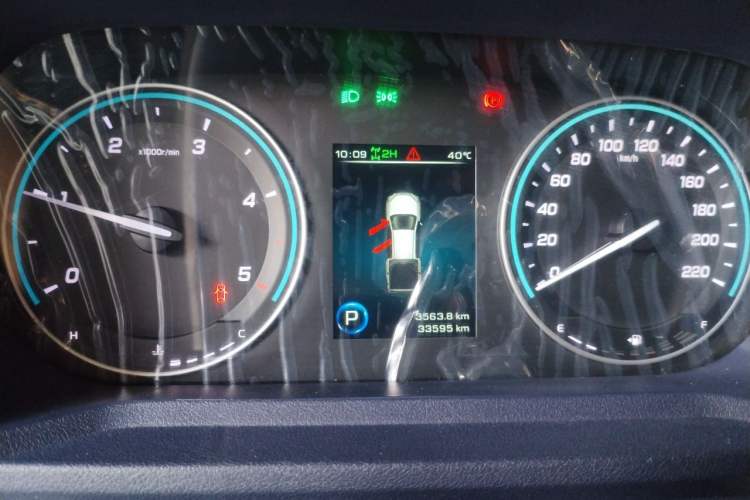 Used JMC DaDao 2024 Mountain Edition 2.3T Diesel Automatic 4x4 Standard Wheelbase Comfort Version Instrument Cluster