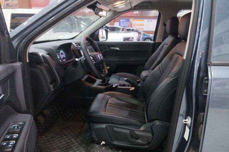 Used JMC DaDao 2024 All-Purpose 2.3T Diesel Manual Two-Wheel Drive Standard-Wheelbase Comfort Edition Left Front Seat