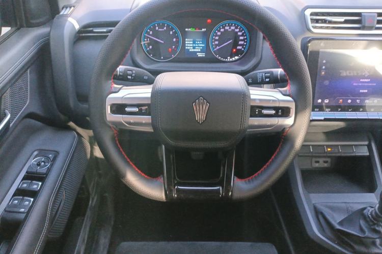 Used JMC DaDao 2024 All-Purpose 2.3T Gasoline Manual 4x4 Standard-Wheel Comfort Edition Steering Wheel