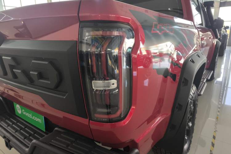 Used JMC DaDao 2024 Explorer 2.3T Gasoline Automatic 4x4 Extreme Edition Exterior 6