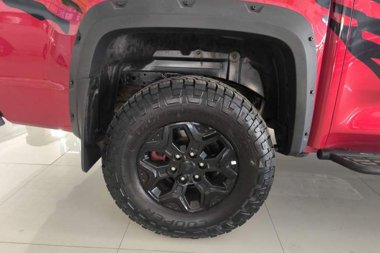Used JMC DaDao 2024 Explorer 2.3T Gasoline Automatic 4x4 Extreme Edition Exterior 8
