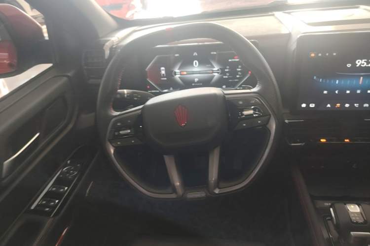 Used JMC DaDao 2024 Explorer 2.3T Diesel Automatic 4x4 Extreme Edition Steering Wheel
