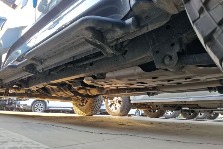 Used JMC DaDao 2024 Gantaner 2.3T Diesel Automatic 4x4 Boundless Edition Left Side Sill