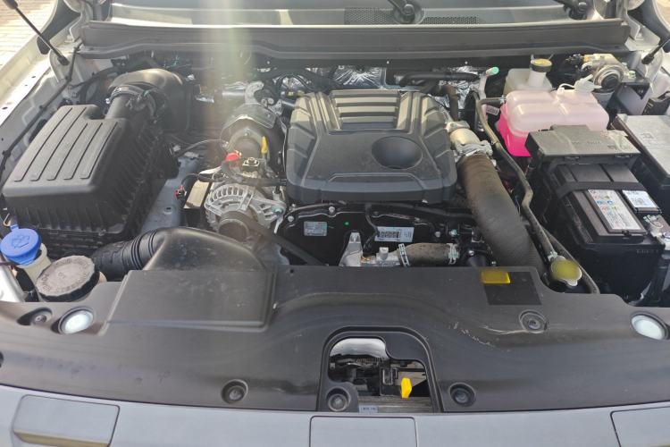 Used JMC DaDao 2024 Mountain Edition 2.3T Diesel Automatic 4x4 Long Wheelbase Comfort Model Engine Bay