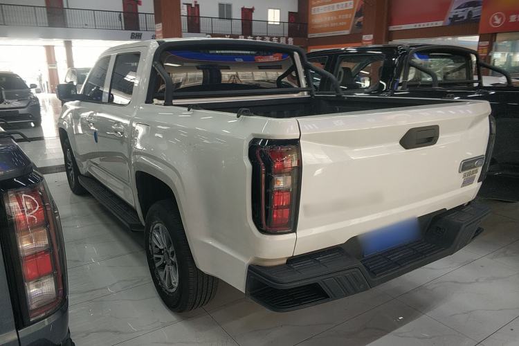 Used JMC DaDao 2024 All-Purpose 2.3T Diesel Manual Two-Wheel Drive Standard-Wheelbase Comfort Edition Exterior 2