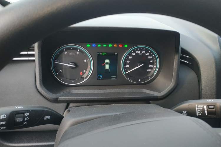 Used JMC DaDao 2024 All-Purpose Model 2.3T Diesel Automatic 4x4 Comfort Edition with Flat Cargo Bed Instrument Cluster