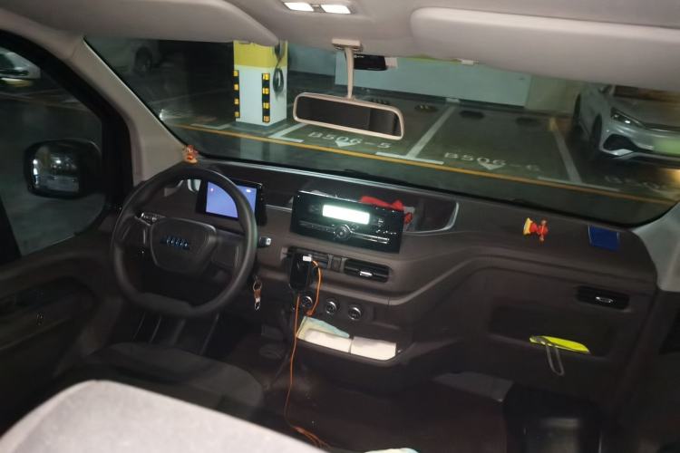 Used JMC E Fushun 2025 Model, Open Window Version, 41.86 kWh, Short Axle, Low-roof Center Console