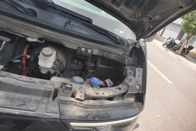 Used JMC E Fushun 2025 Model, Open Window Version, 41.86 kWh, Short Axle, Low-roof Engine Bay Left