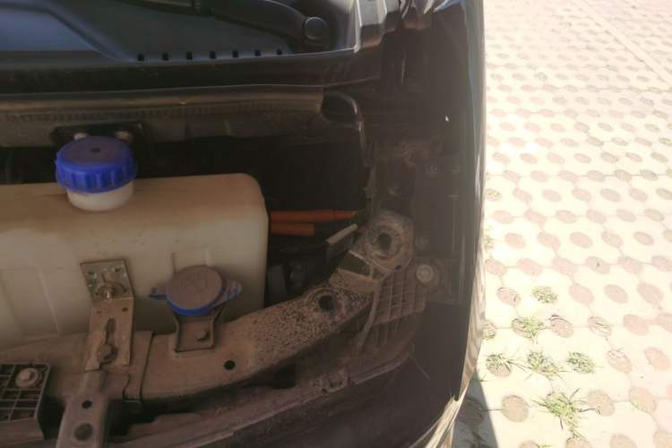 Used JMC E Fushun 2025 Model, Open Window Version, 41.86 kWh, Short Axle, Low-roof Engine Bay Left