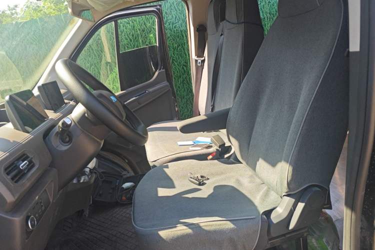 Used JMC E Fushun 2025 Model, Open Window Version, 41.86 kWh, Short Axle, Low-roof Left Front Seat