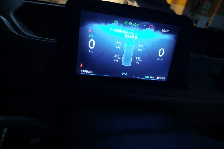 Used JMC E Fushun 2025 Model, Open Window Version, 41.86 kWh, Short Axle, Low-roof Odometer Close Up