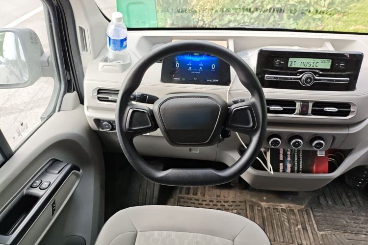 Used JMC E Fushun 2025 Model, Open Window Version, 41.86 kWh, Short Axle, Low-roof Steering Wheel