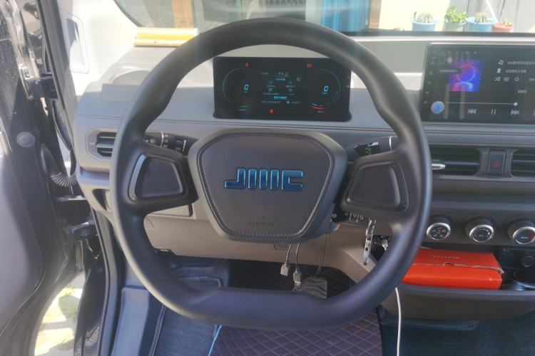 Used JMC E Fushun 2025 Model, Open Window Version, 41.86 kWh, Short Axle, Low-roof Steering Wheel