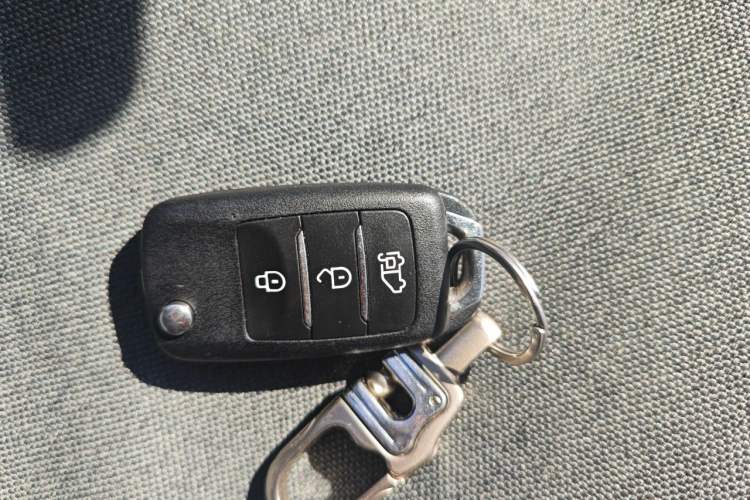 Used JMC E Fushun 2025 Model, Open Window Version, 41.86 kWh, Short Axle, Low-roof Vehicle Key