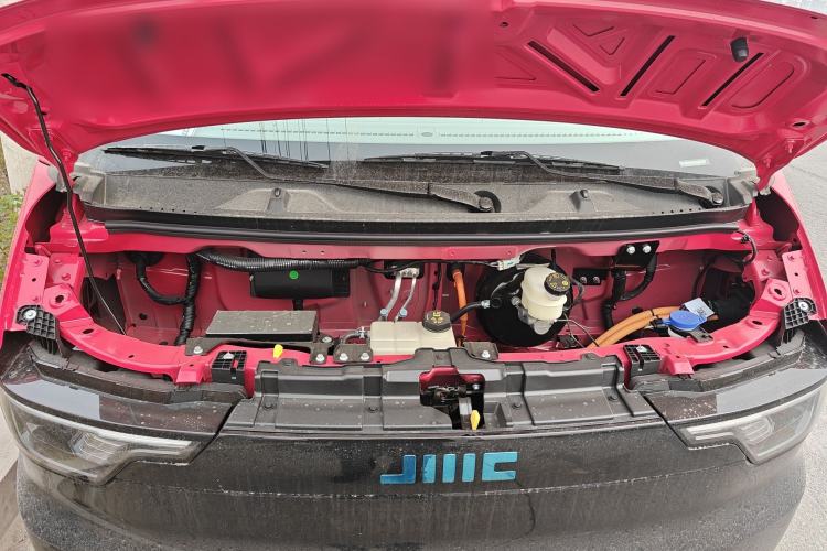 Used JMC E Fushun 2025 Model, Blind Window Version, 41.86 kWh, Short Axle, Low-roof, 3.0 tons Engine Bay