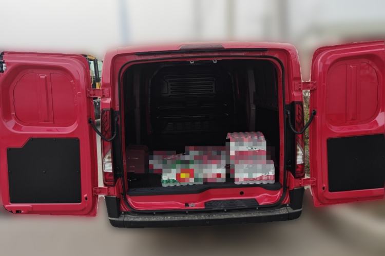 Used JMC E Fushun 2025 Model, Blind Window Version, 41.86 kWh, Short Axle, Low-roof, 3.0 tons Trunk