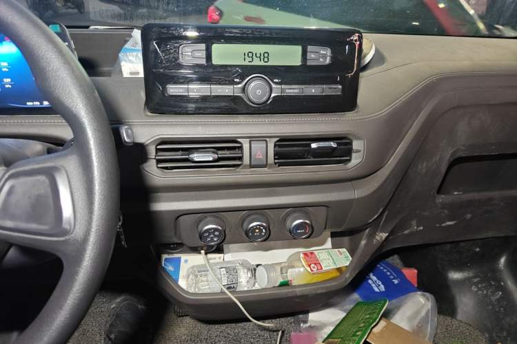 Used JMC E Fushun 2025 Model, Open Window Version, 41.86 kWh, Short Axle, Low-roof Audio And AC Panel