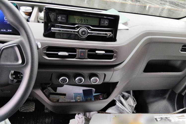 Used JMC E Fushun 2025 Model, Open Window Version, 41.86 kWh, Short Axle, Low-roof Audio And AC Panel