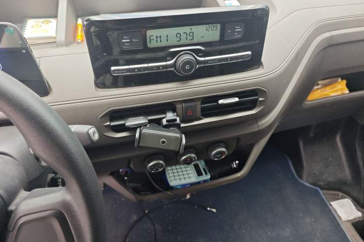 Used JMC E Fushun 2025 Model, Open Window Version, 41.86 kWh, Short Axle, Low-roof Audio And AC Panel