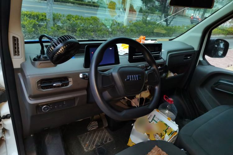 Used JMC E Fushun 2025 Model, Open Window Version, 41.86 kWh, Short Axle, Low-roof Center Console
