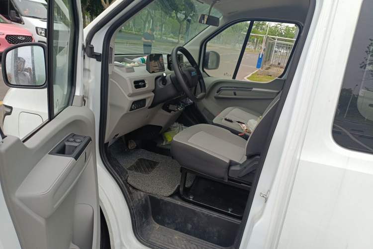 Used JMC E Fushun 2025 Model, Open Window Version, 41.86 kWh, Short Axle, Low-roof Driver Seat