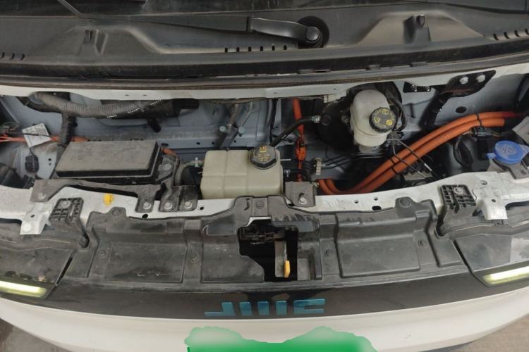 Used JMC E Fushun 2025 Model, Open Window Version, 53.58 kWh, Mid-axle, Low-roof Engine Bay