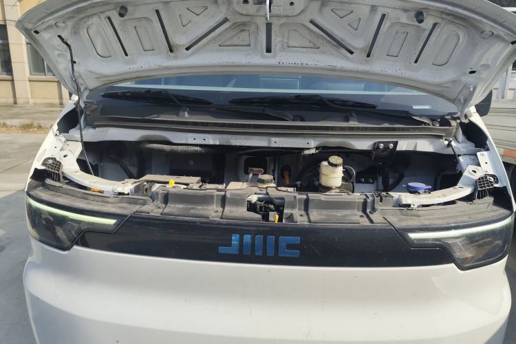 Used JMC E Fushun 2025 Model, Open Window Version, 53.58 kWh, Mid-axle, Low-roof Engine Bay