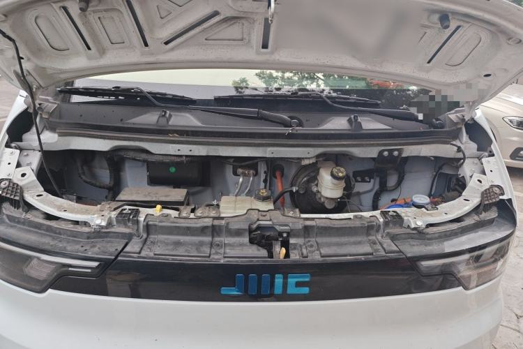 Used JMC E Fushun 2025 Model, Open Window Version, 41.86 kWh, Short Axle, Low-roof Engine Bay