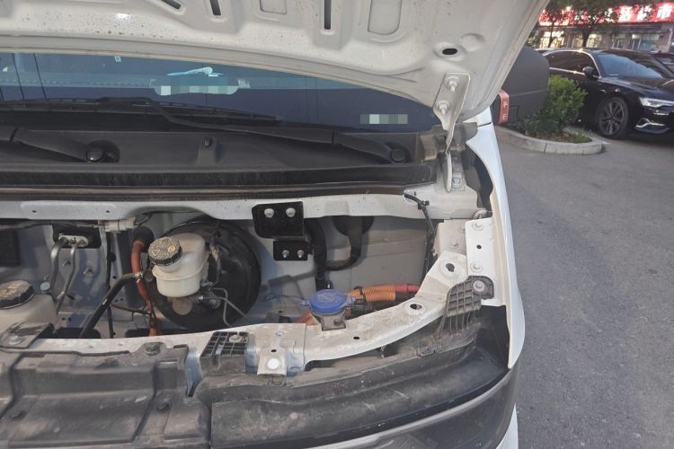 Used JMC E Fushun 2025 Model, Open Window Version, 41.86 kWh, Short Axle, Low-roof Engine Bay Left
